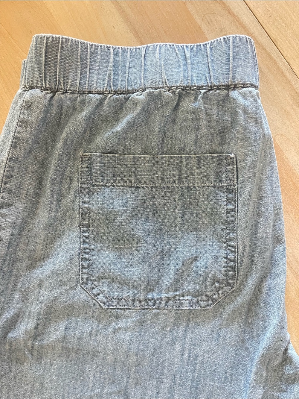 Talbots 100% Cotton Chambray Pants Size 8 Modern relaxed Fit vacation Ready - Picture 11 of 16